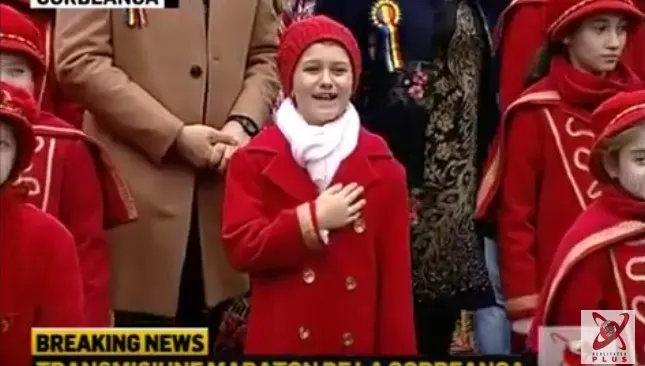 Imnul național cântat de copii - la Realitatea Plus de 1 Decembrie 2019