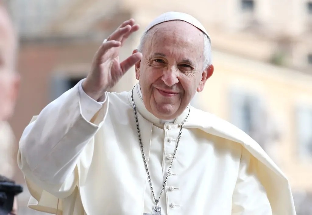 Un cardinal aruncă bomba despre starea de sănătate a Papei Francisc