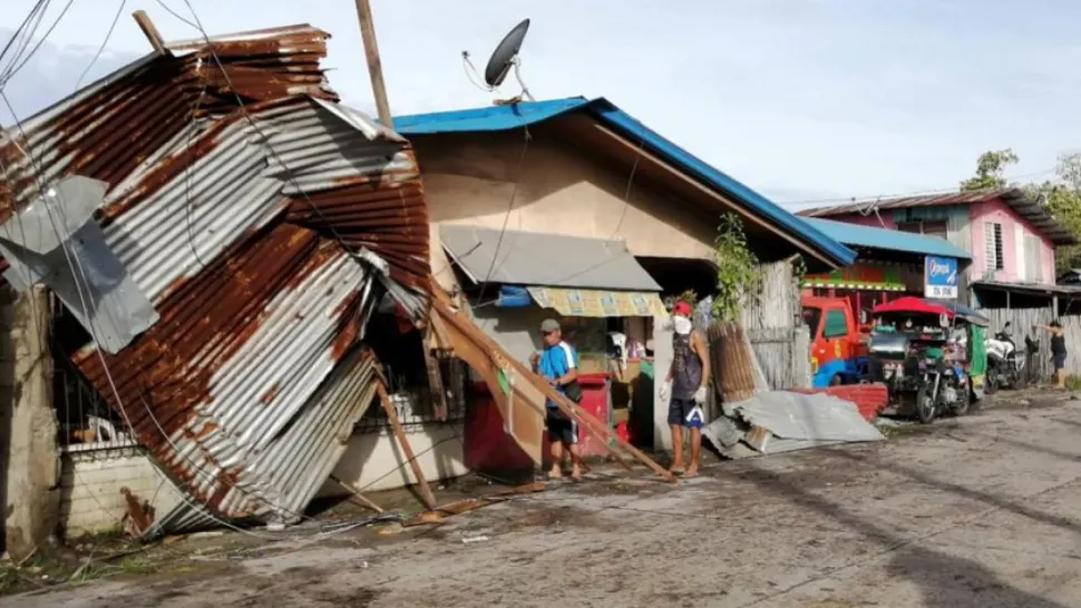Taifunul Phanfone a produs pierderi de vieți omenești și pagube materiale în Filipine