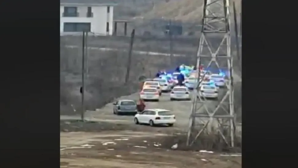 12 maşini de poliţie pe urmele unui şofer fugar! Cum s-a terminat totul