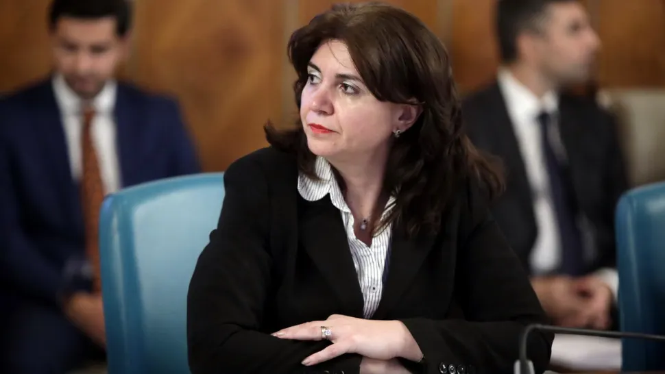 Ministrul Anisie încearcă să dreagă busuiocul: "Aș fi vrut să fiu mai calmă!"