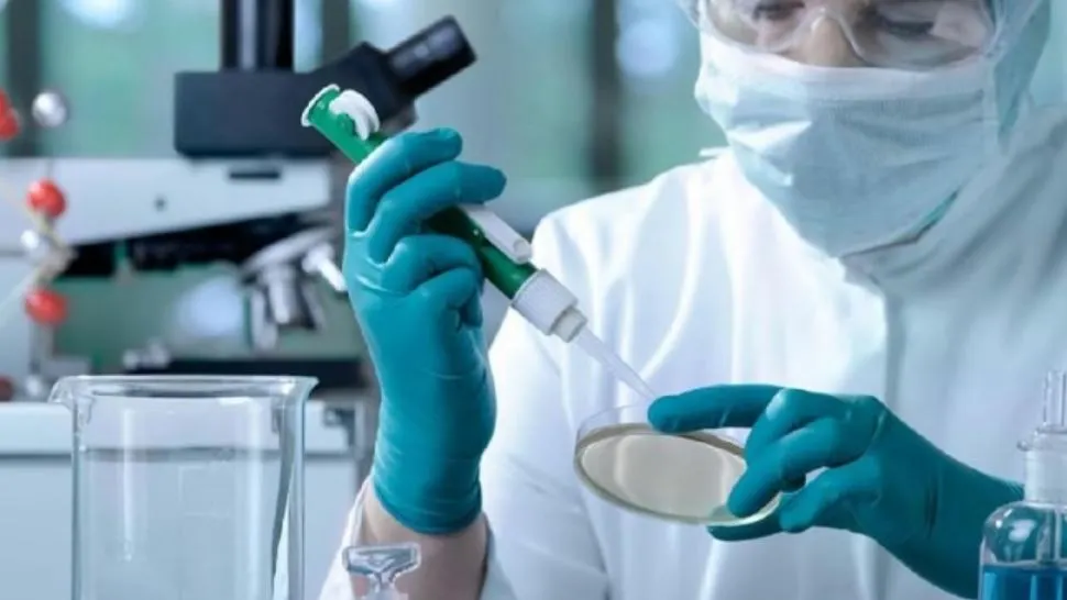 PRIMUL CAZ suspect de CORONAVIRUS din România. Unde va fi TESTAT 