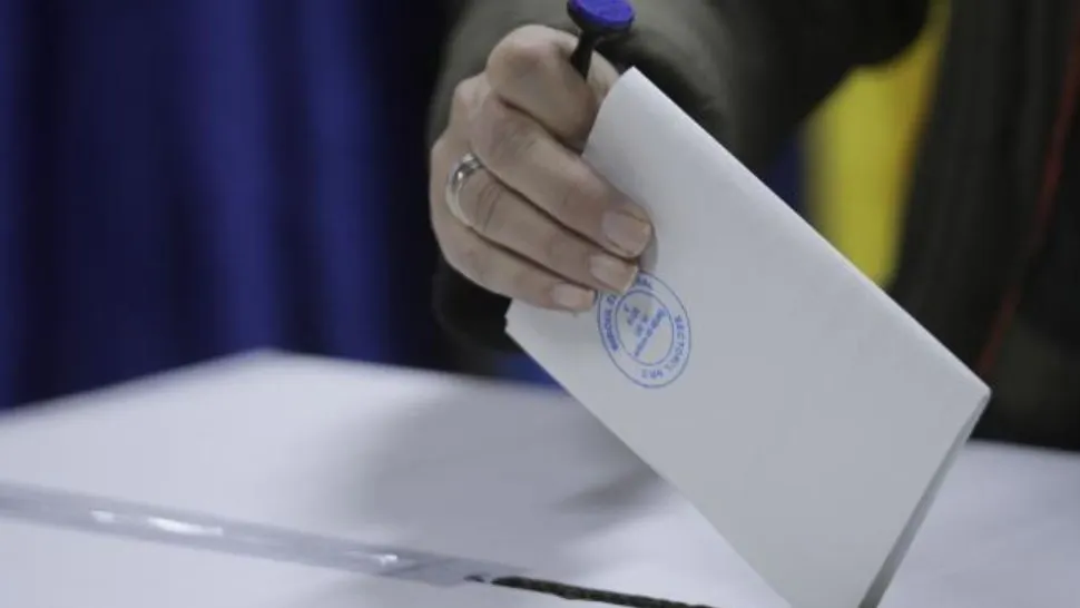 Scandal între USR-PLUS și PNL pe alegerile locale. Care este motivul