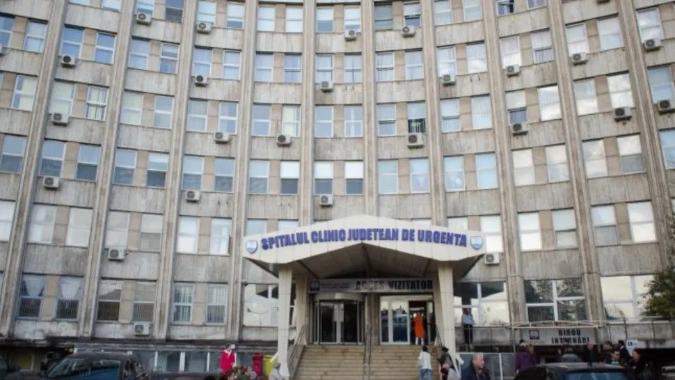 Indiferența din spitale face victime. O femeie a murit după ce a așteptat 16 ore pe scaun la Urgențe