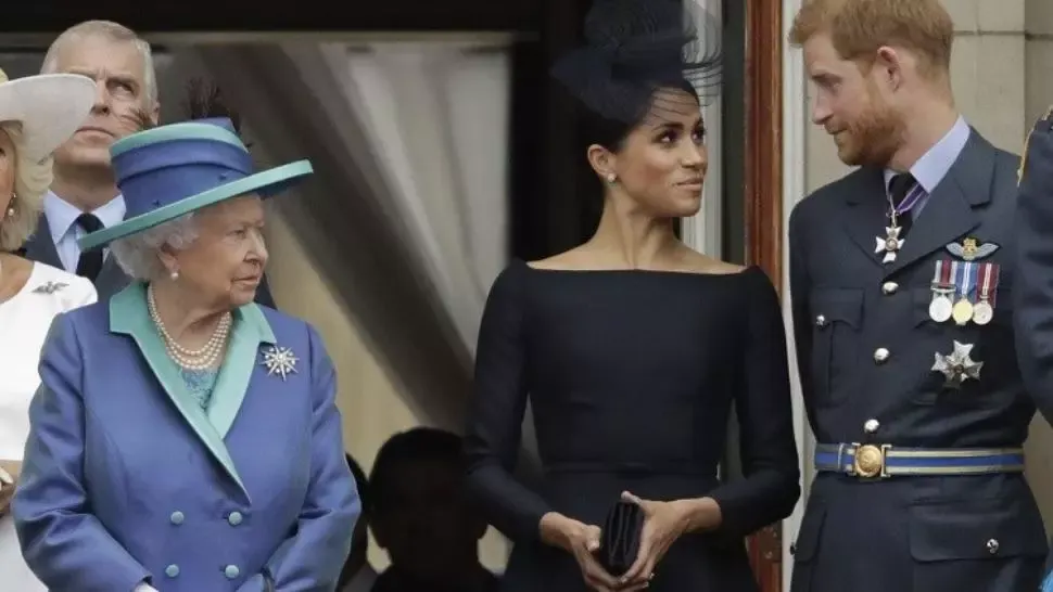Harry și pe Meghan, chemati înapoi în Anglia
