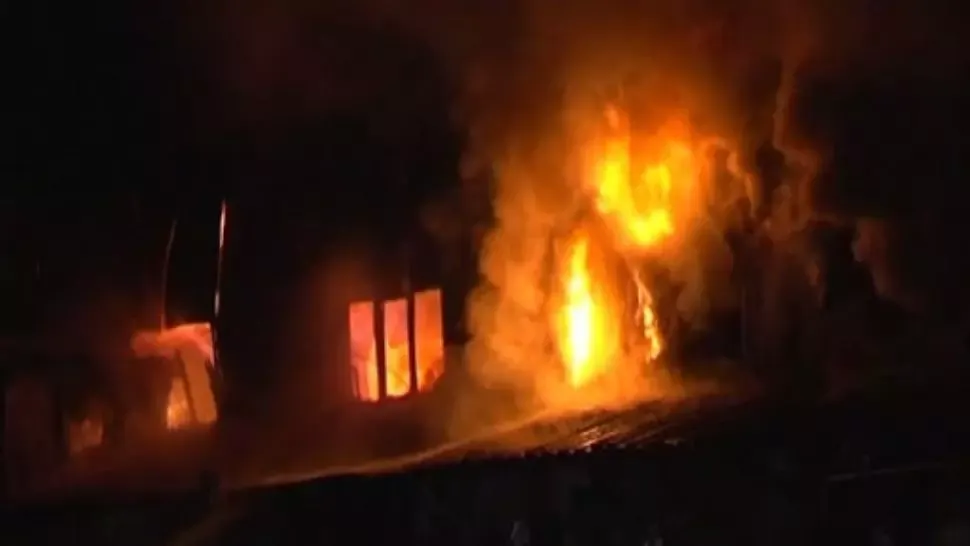 La un pas de tragedie - 4 copii, scosi din flacari in ultimul moment