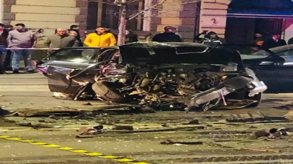 Accident mortal, în centrul Clujului, provocat de un şofer beat. O maşină a luat foc
