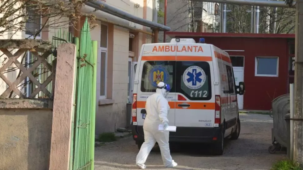VIDEO O asistentă strigă în gura mare: ”Nu avem echipament, doamnă”!