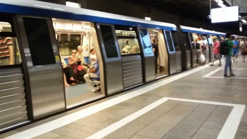 Măsuri suplimentare de protecție, la metrou. Se ia în calcul introducerea de termoscanere