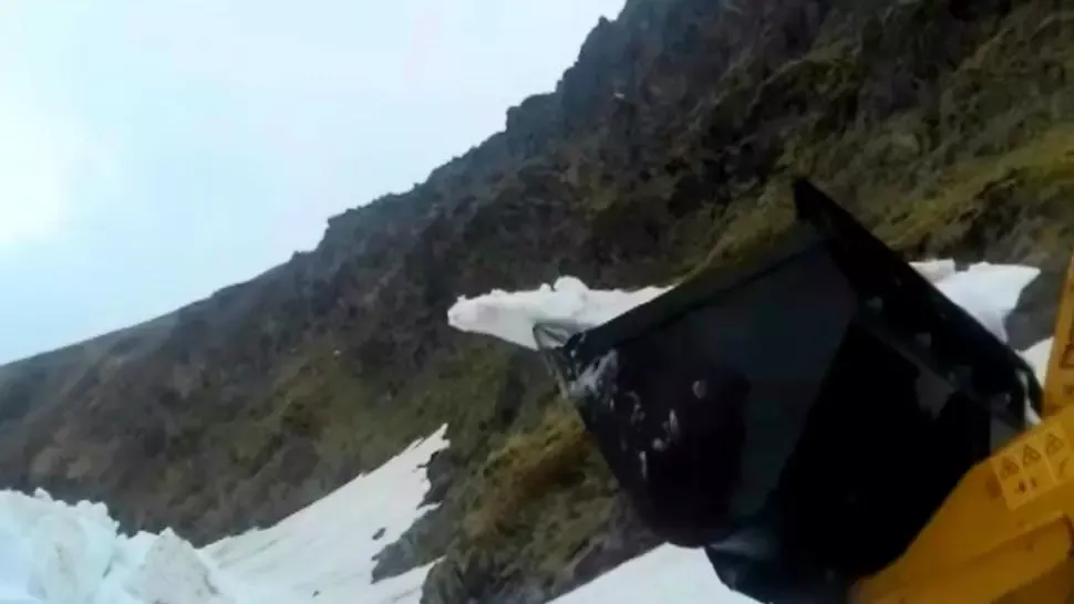 Deszăpezire pe Transfăgărășan tronsonul dintre Bâlea – Cascadă și Bâlea Lac. Când se va deschide
