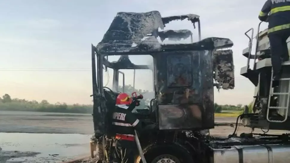 incendiu autotren