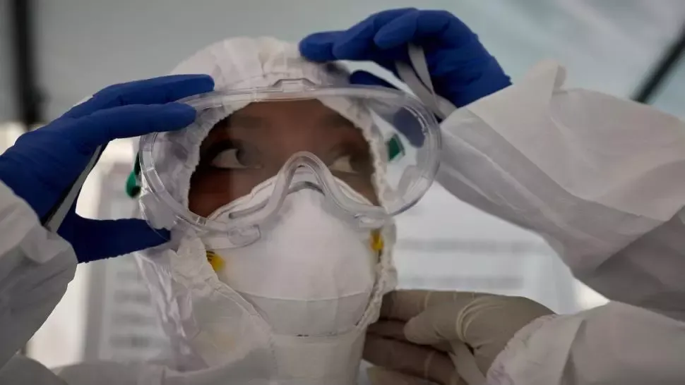 Avertismentul unui medic din prima linie: Nu există pacienți asimptomatici