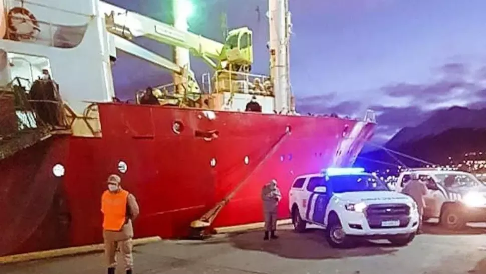 Enigmă în Argentina: Marinari infectați cu COVID-19 după ce au stat o lună pe mare Foto: Patagonia24.com