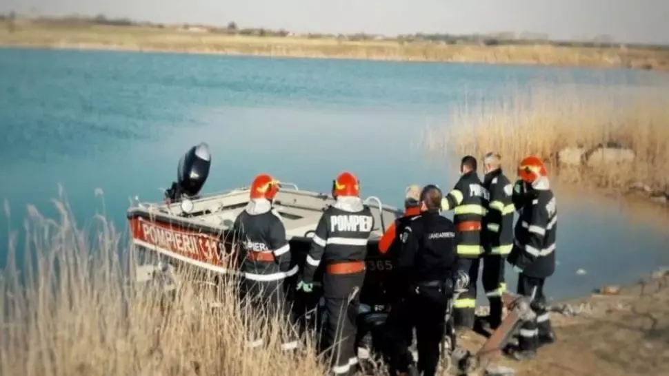 Acțiune de căutare a unui tânăr care s-ar fi înecat la o balastieră din Bolintin Vale