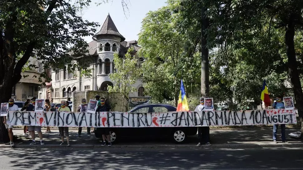 Scandal la 2 ani de la momentul 10 august. Veronica Mitran: CAB trebuie să se pronunţe pentru redeschiderea dosarului / Foto: Inquam Photos, Octav Ganea
