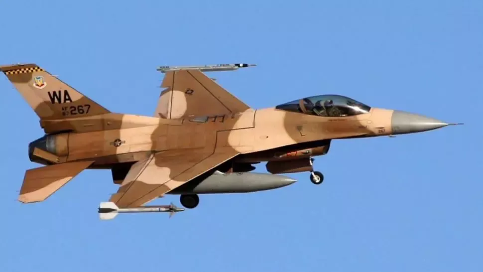 f 16 fighting falcon