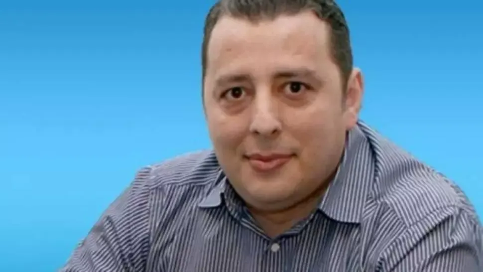 100% TU DECIZI! Ștefan Florescu, eternul pretendent la Sectorul 6. Și-a pus poza în calendarul ortodox