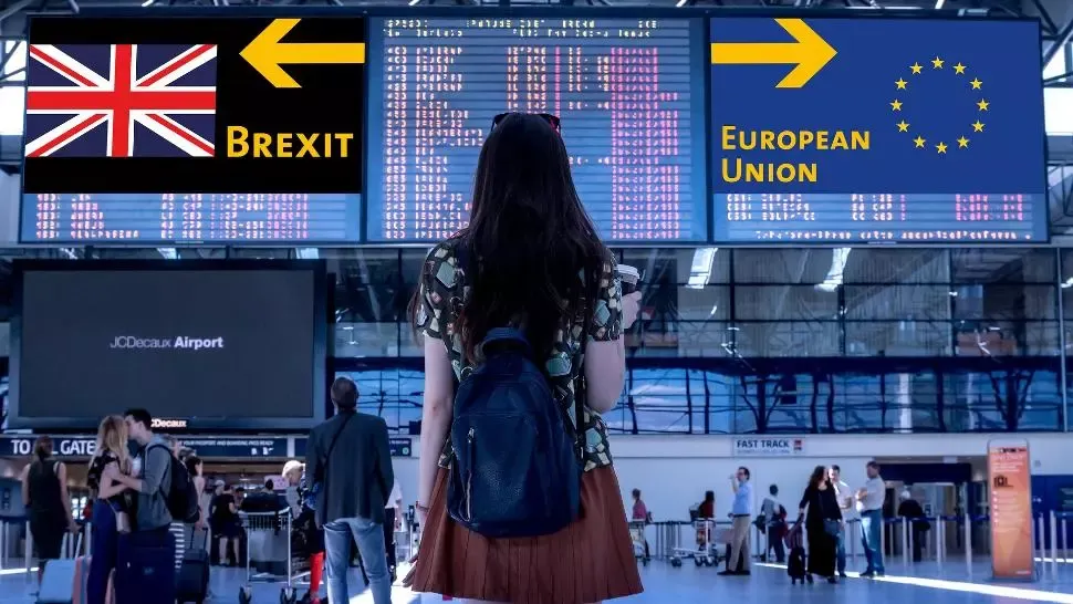 Românii nerezidenți vor putea intra în Anglia pe baza cărții de identitate