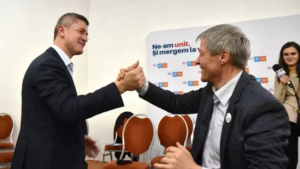 USR și PLUS au fuzionat, 12,5% dintre voturi au fost împotrivă