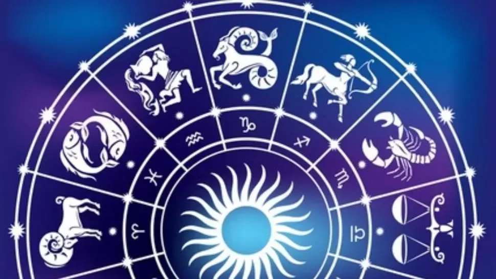 Horoscop 22 august. Zodiile care-și dau viața peste cap. Răsturnări de destin, momente grele