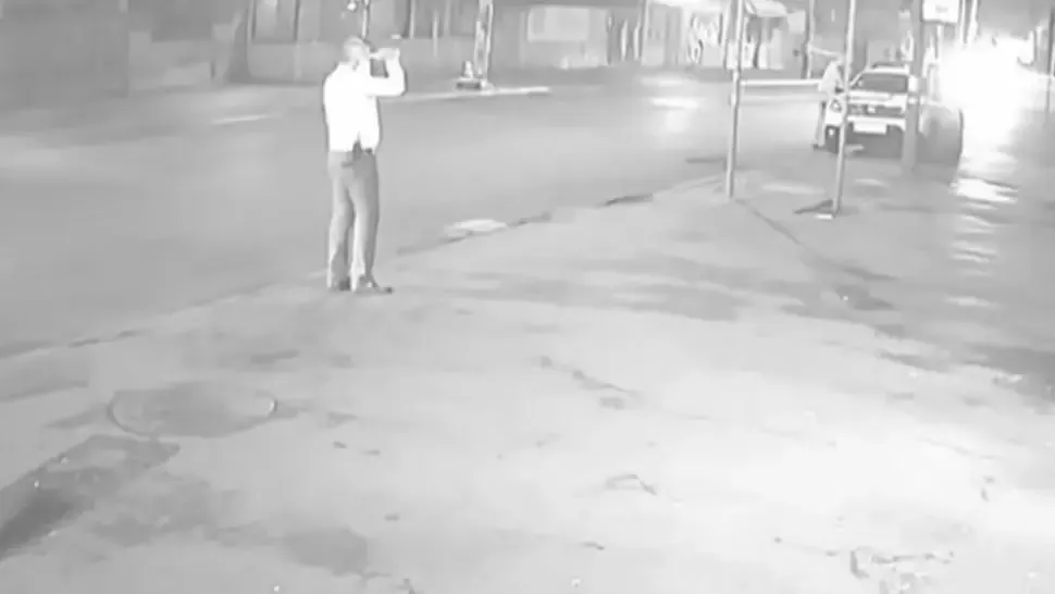 Ora 14:00 - Șefii Poliției vin cu explicații despre legăturile cu interlopii, la solicitarea lui Klaus Iohannis a cerut explicații (sursă foto: captura Observator TV)