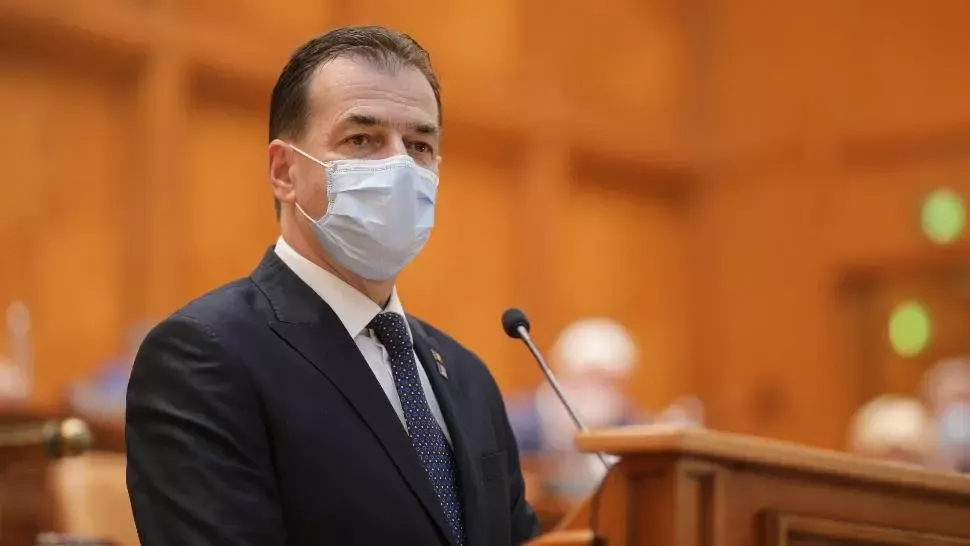 Premierul Ludovic Orban, raport în Parlament, 12 august 2020 Foto: Inquam Photos / Octav Ganea