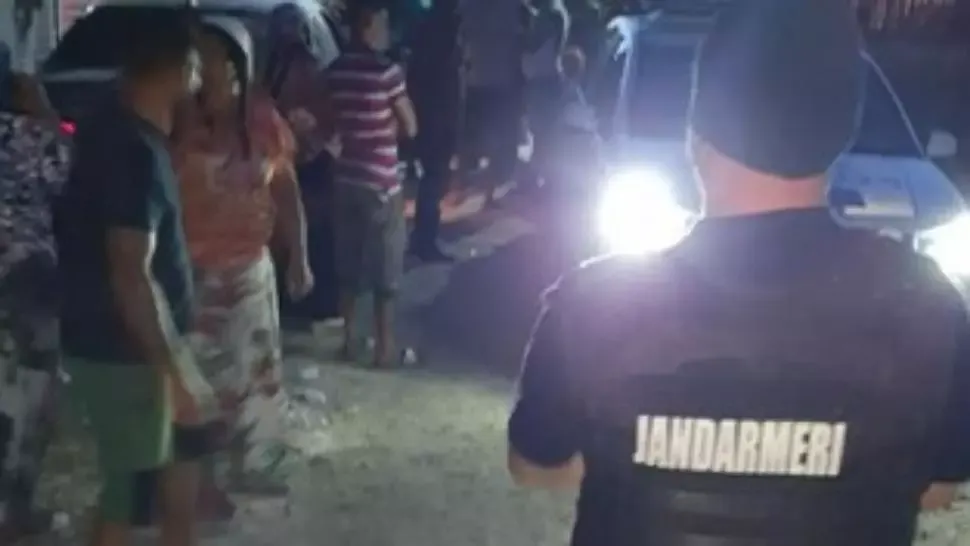 Două clanuri de romi s-au luat la bătaie. Mărul discordiei, o fată de doar 11 ani. Foto arhivă