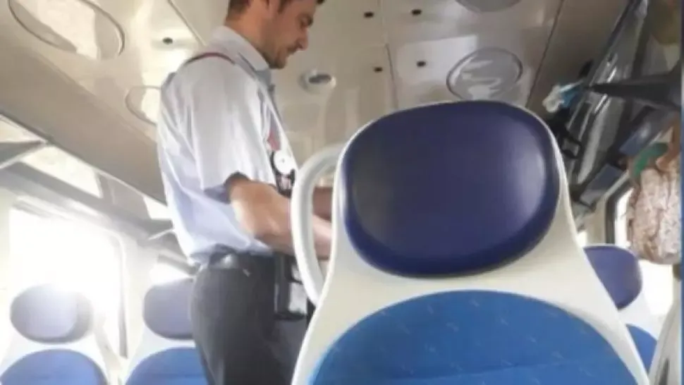 Șeful de tren care n-a purtat mască, retrogradat și cu salariul tăiat