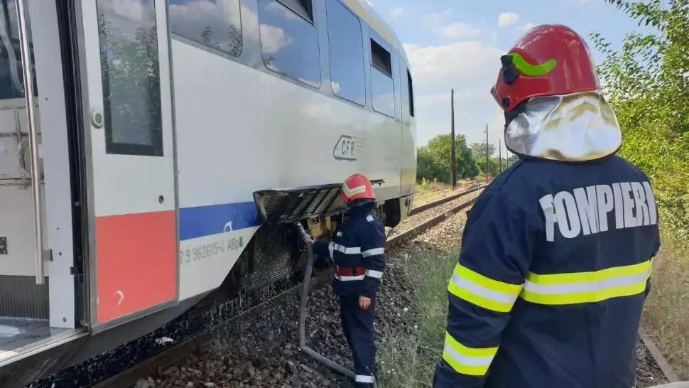 Un tren a luat foc în gara Vlăduleni, jud. Olt Foto: Realitatea de Olt