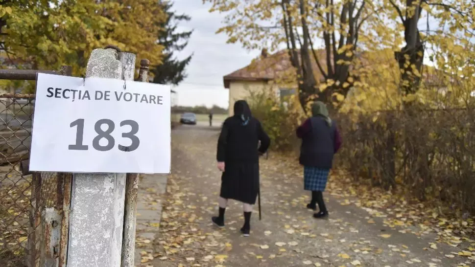 ALEGERI LOCALE 2020. Tot ce trebuie să știi despre votul de duminică - măsuri de siguranță, candidați și buletine de vot / Foto: Inquam Photos, Bogdan Danescu