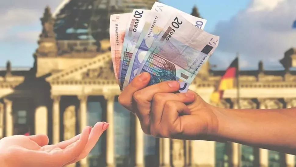Cel mai mare salariu minim din lume, votat într-o țară europeană - 21 de Euro pe oră