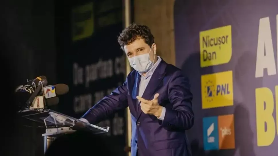 LEGILE PUTERII | Nicușor Dan: ”Acțiunile Gabrielei Firea seamănă cu ultimele luni ale lui Dragnea, o avalanșă de inamici care vor să-i facă ceva”
