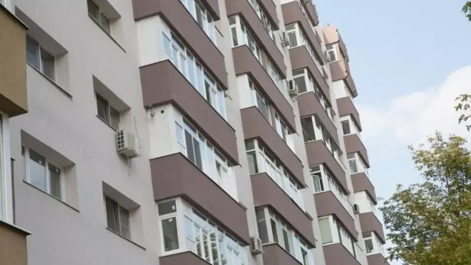 Gabriel Mutu, primarul oamenilor: Voi continua reabilitarea termică a blocurilor din Sectorul 6