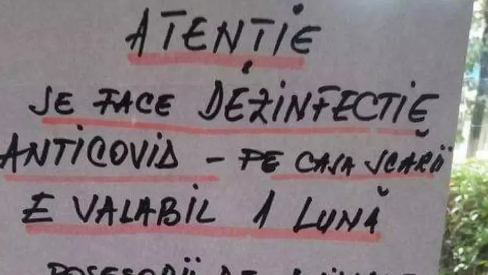 Haz de necaz despre COVID. Anunțul lipit în scara unui bloc care stârnește hohote de râs