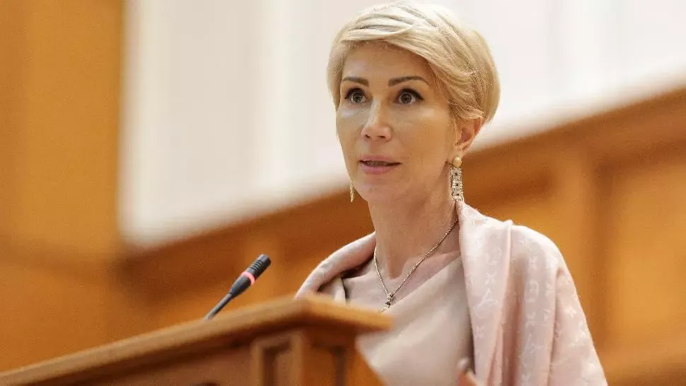 Ministrul Muncii - Raluca Turcan