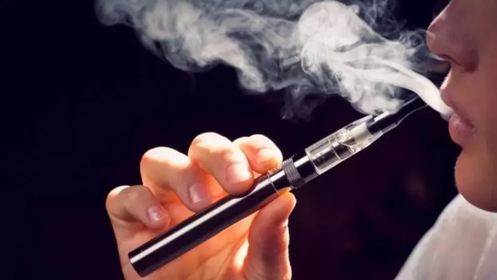 Produsele alternative cu nicotină reduc riscul bolilor grave. Foto/Arhivă