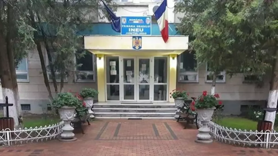 CAB discută, astăzi, contestația primăriei Ineu referitoare la carantinarea orașului