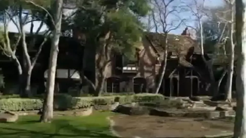 Domeniul ”Neverland”, al lui Michael Jackson, a fost vândut cu 22 de milioane de dolari