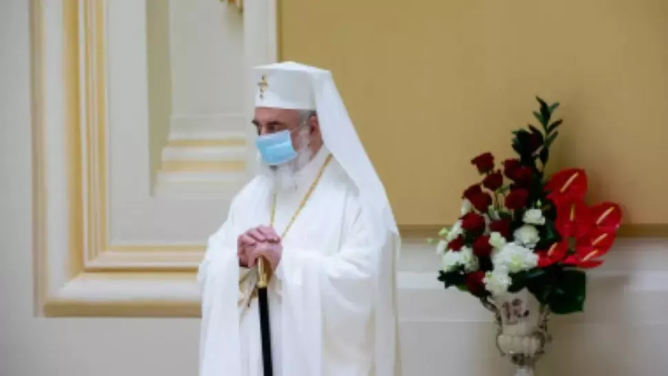 Biserica Ortodoxă despre recomandarea europeană privind slujbele online: Nimeni nu poate impune așa ceva