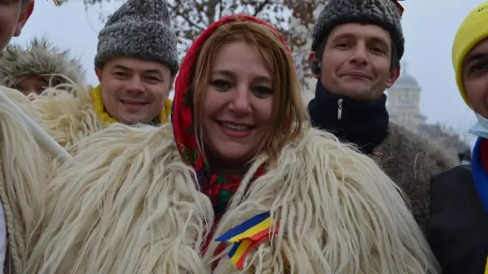 Ce AVERE are Diana Șoșoacă, viitoare senatoare AUR, "vedeta" mișcării anti-botniță 
