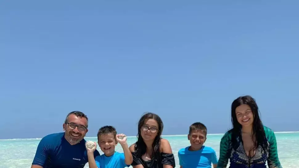 O familie din Iași, în Zanzibar din cauza pandemiei de coronavirus. Cum au petrecut Crăciunul Foto: Facebook.com