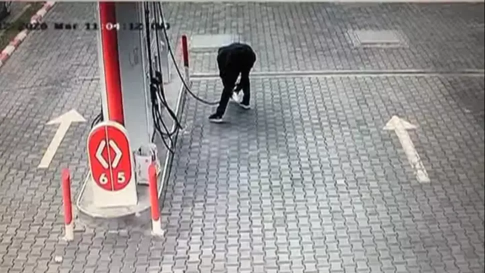 Incendiatorul casei de schimb valutar din Prahova, prins de polițiști