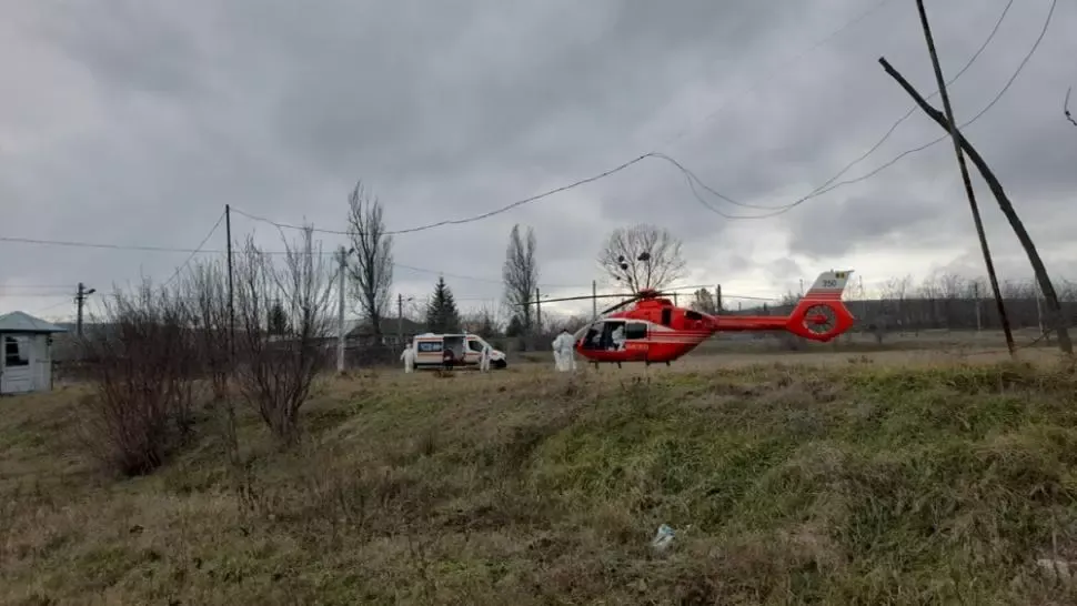 La un pas de tragedie: O fetiță din Vaslui, infectată cu COVID-19, a căzut de la etaj