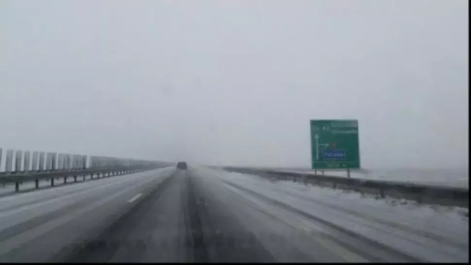 Avertizare de polei pentru Autostrada A3 București – Ploiești. Autoritățile anunță că împrăștie material antiderapant