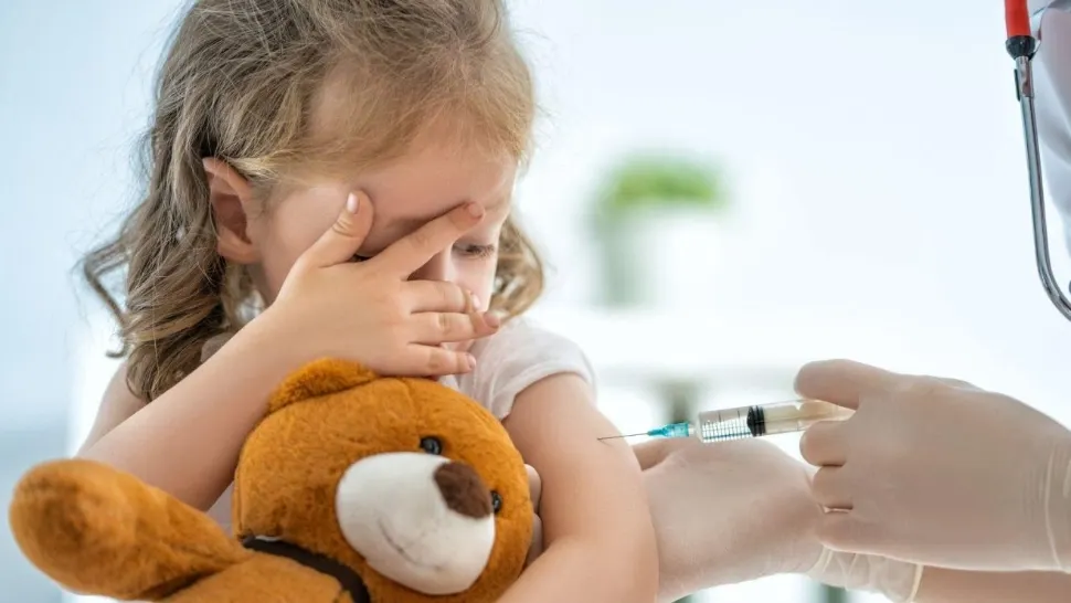 Vaccinarea copiilor anti-COVID-19 - Cele mai importante întrebări. Ce răspunsuri adevărate există