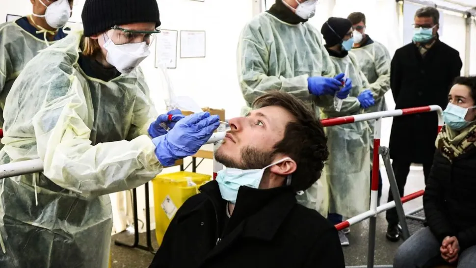 Spania mai doboară un record sumbru: depășește 3 milioane de infectări cu coronavirus