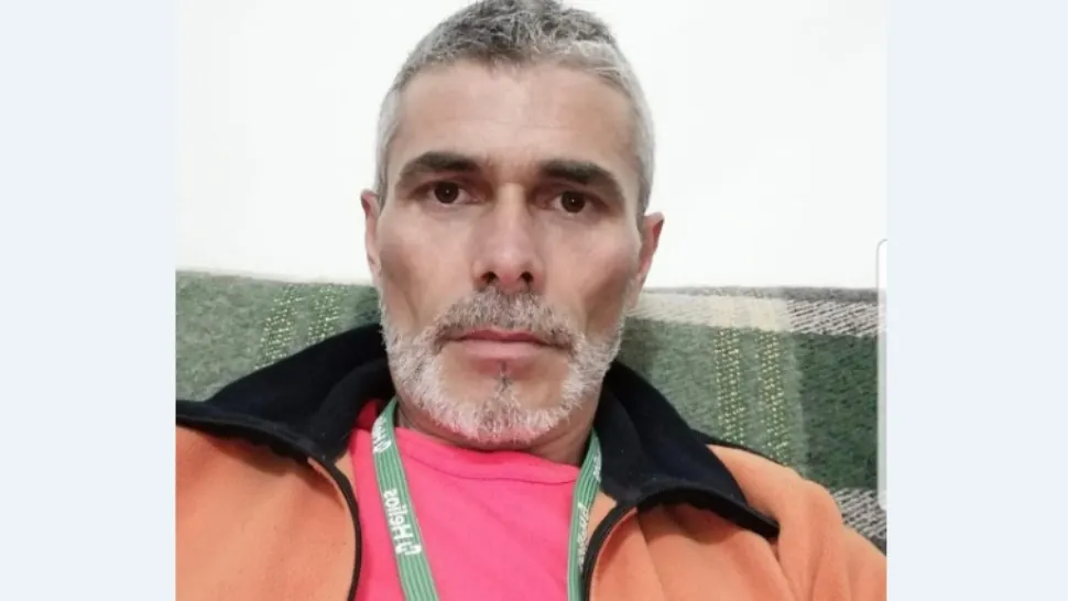 Gabriel Dima, ambulanțier în cadrul Serviciului Județean de Ambulanță Prahova, fost șofer de TIR