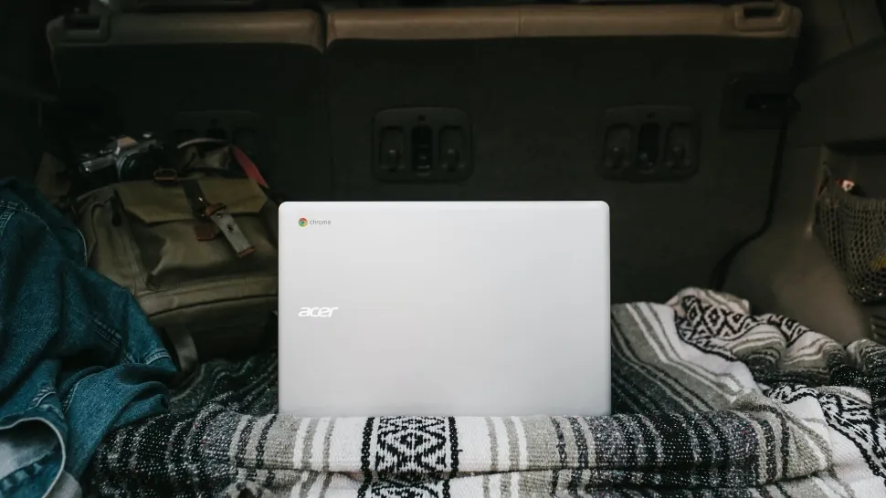 Cererea de laptopuri, Chromebook-uri și tablete a continuat să crească pe finalul anului 2020