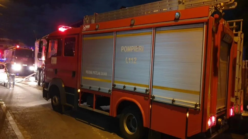 Intervenție pompieri incendiu Ialomița
