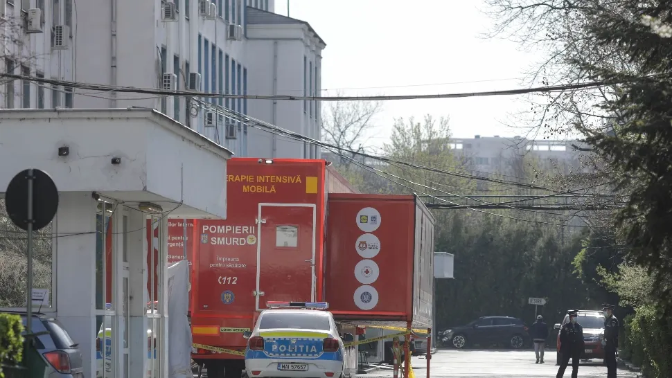 TIR-ul ATI din curtea spitalului Victor Babeș